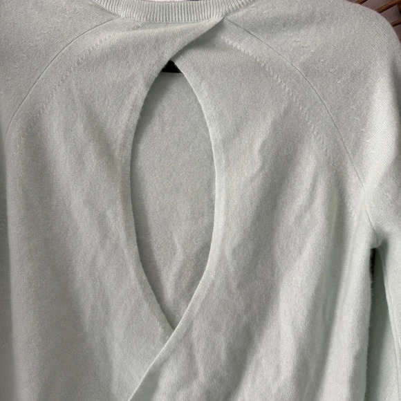 Naadam open back green cashmere sweater size small - Picture 7 of 7